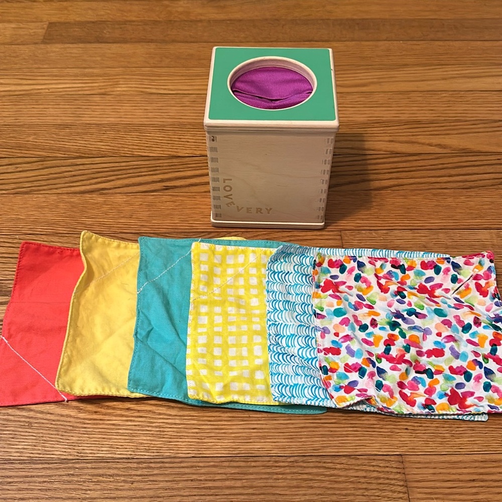 Lovevery Tissue Box